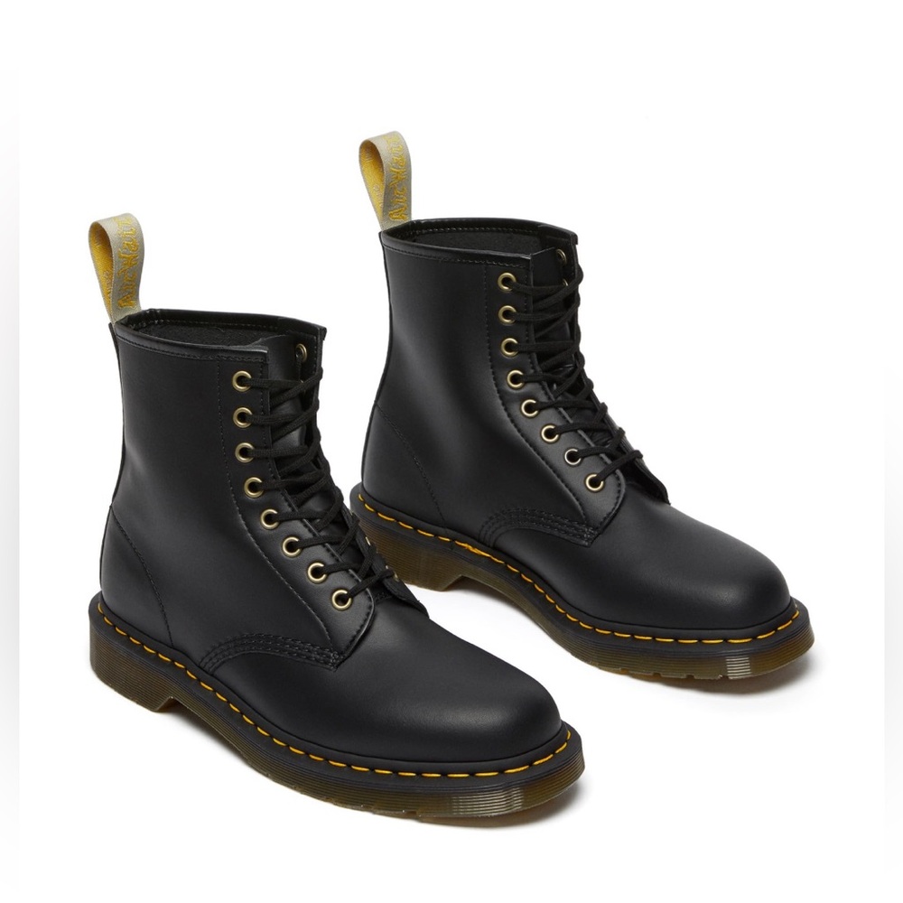 Dr. Martens 1460 Vegan 8-Eye Boot